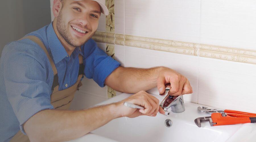 Handle or spout repair in Hanna, WY